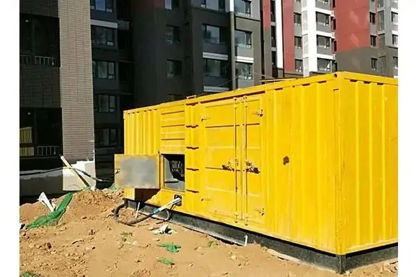 辰溪发电机租赁中燃油压力过低会对发动机的哪些部件造成损坏？