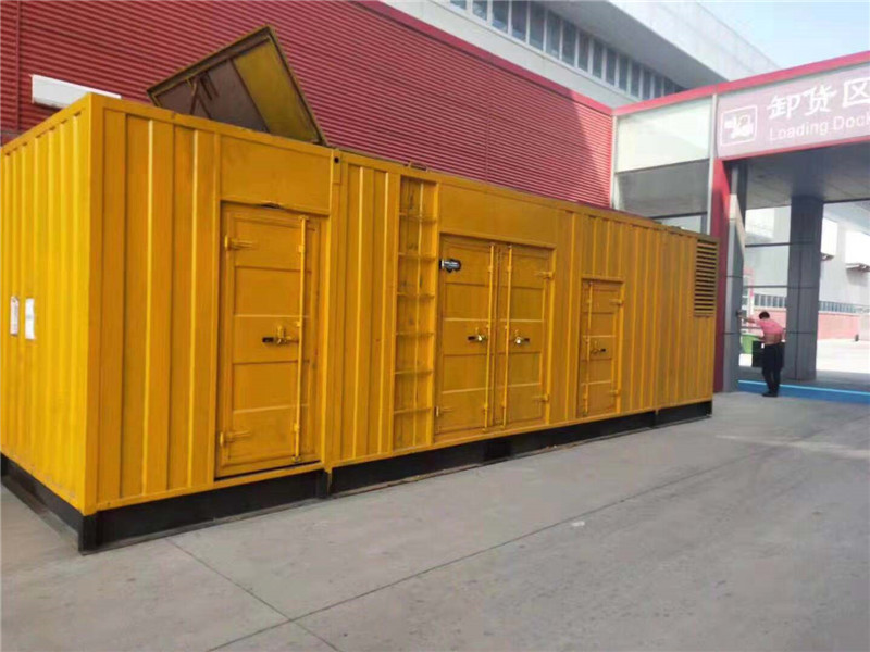 辰溪国内外发电机组租赁合同在明确设备维护责任方面有哪些不同做法？